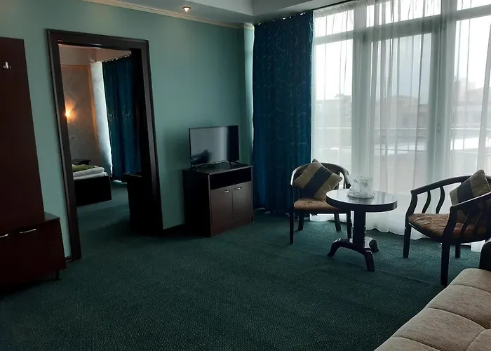 ホテル Smarald エフォリエ・ノルド